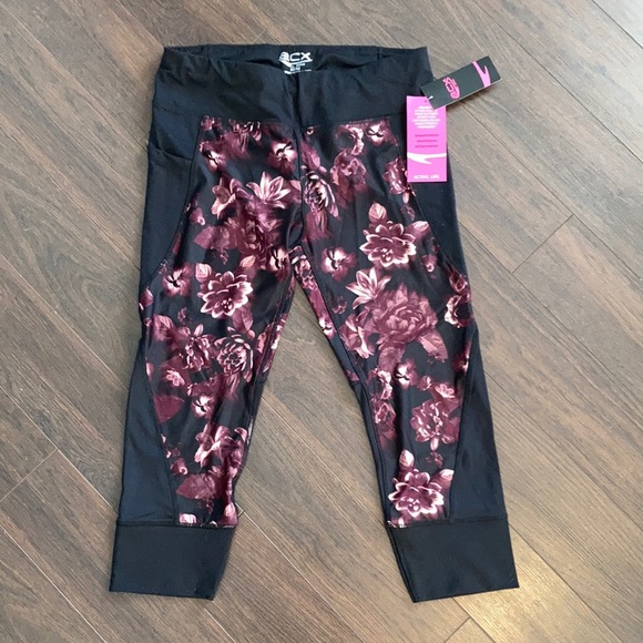 Capris - Picture 1 of 4